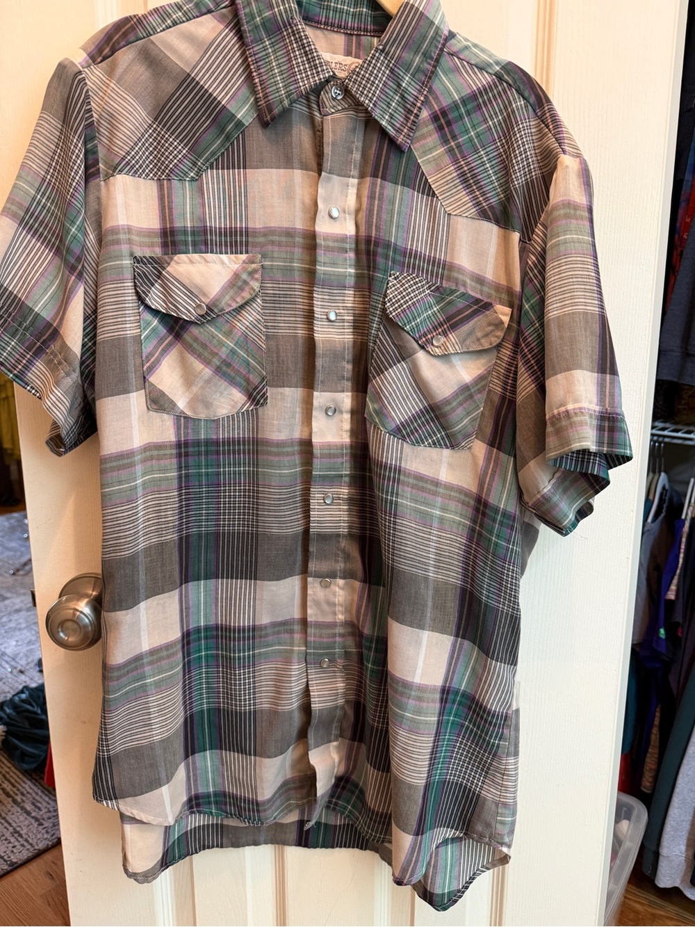 Men's Short-Sleeve Plaid Button-Up Shirt in purple and Green pearl snap cowboy L